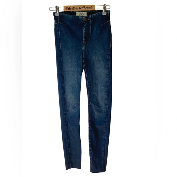 Free People NWOT Dark Wash Miles Away Jeggings SAMPLE PAIR - Picture 1 of 8